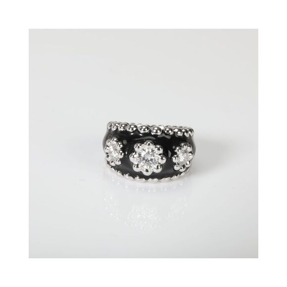 Pre Loved Chanel Vintage Diamond & Enamel Cocktail Ring in 18kt White Gold 0.9 - Picture 8 of 8